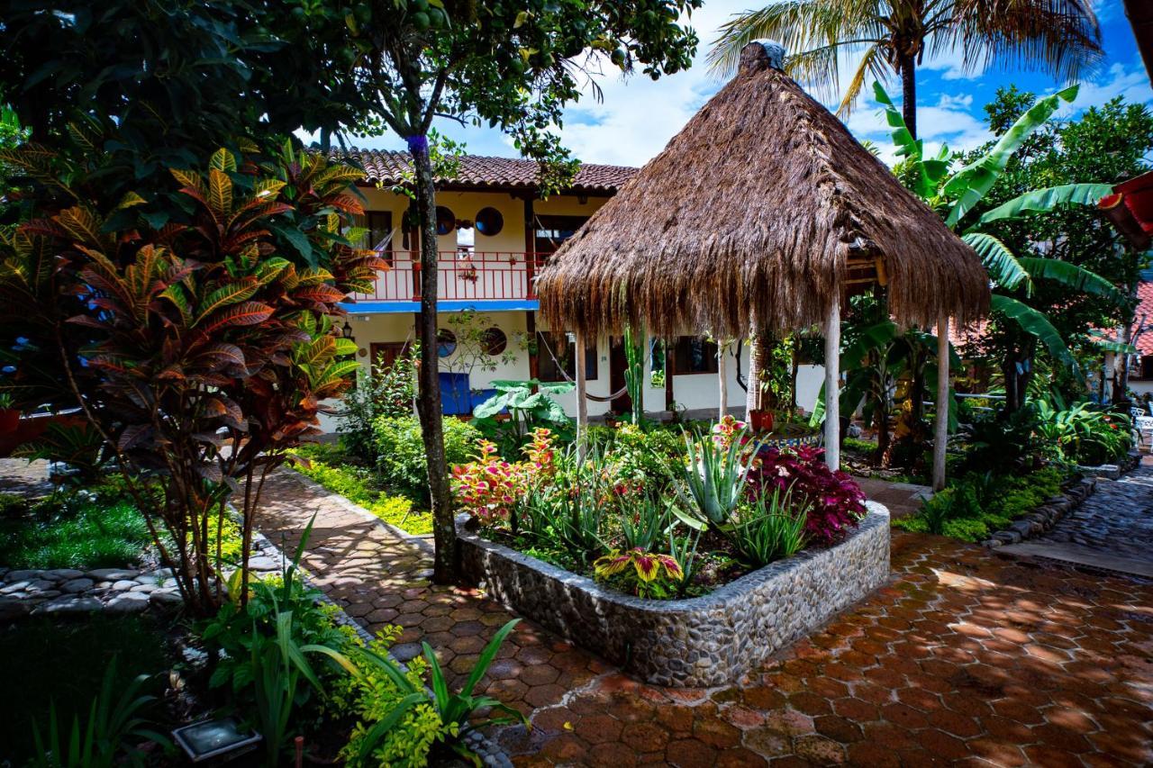 Hostal Jardín Escondido Vilcabamba Exterior foto